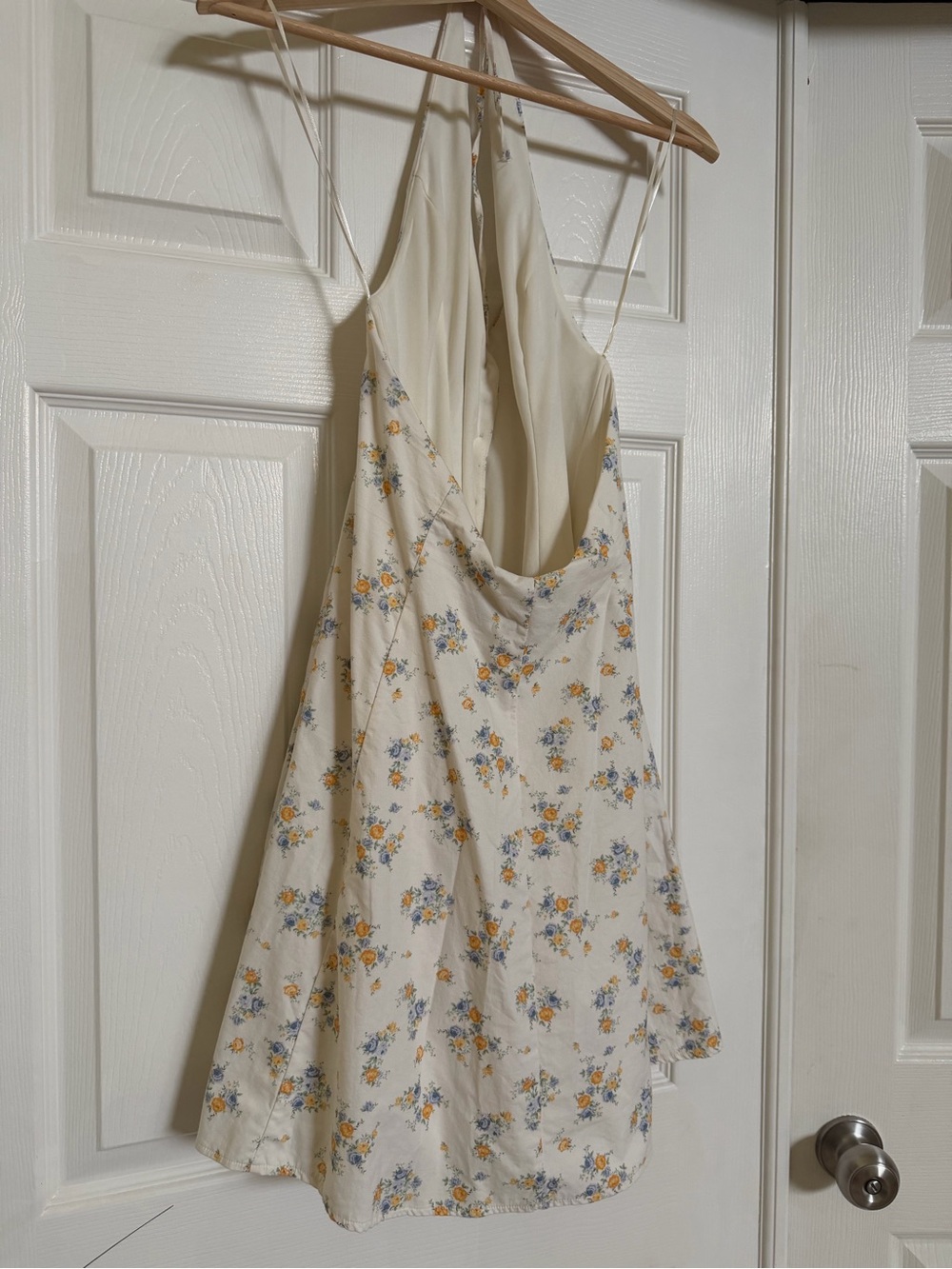 Zara Cream Halter Mini Dress with Blue & Yellow Floral Motif - Picture 3 of 3